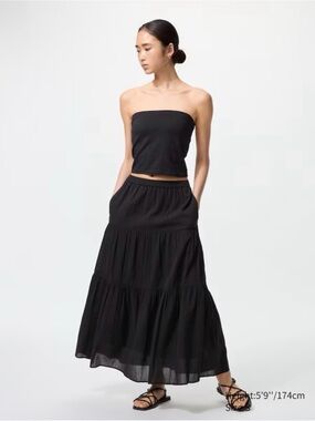 Uniqlo Black Tiered Maxi Skirt
